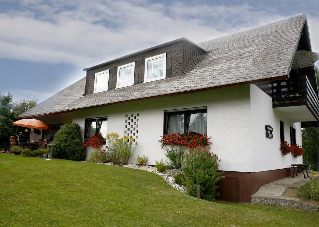 Ferienwohnungen Annegret Schütte Winterberg Exterior foto