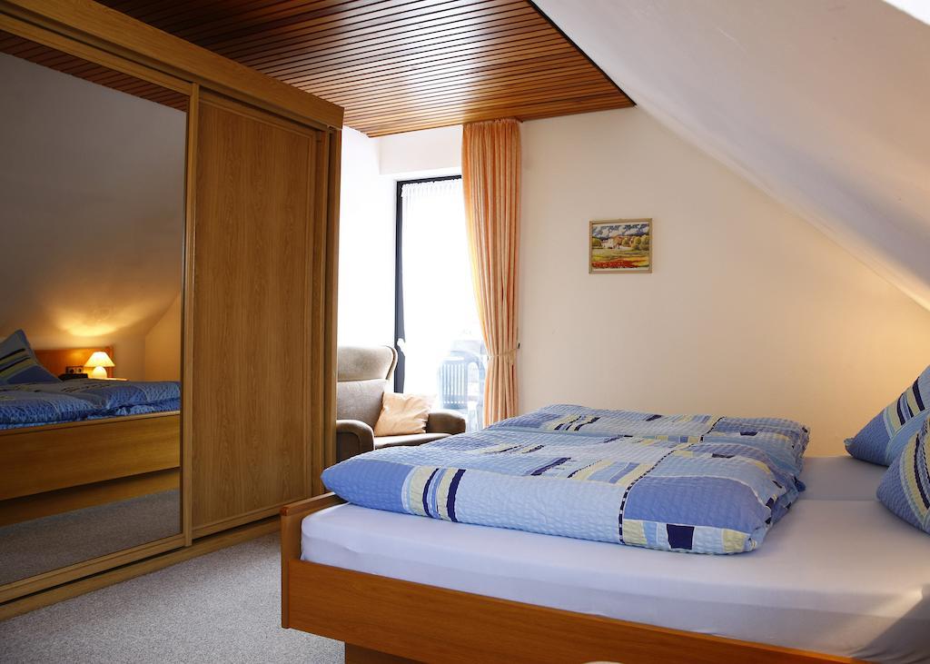 Ferienwohnungen Annegret Schütte Winterberg Habitación foto